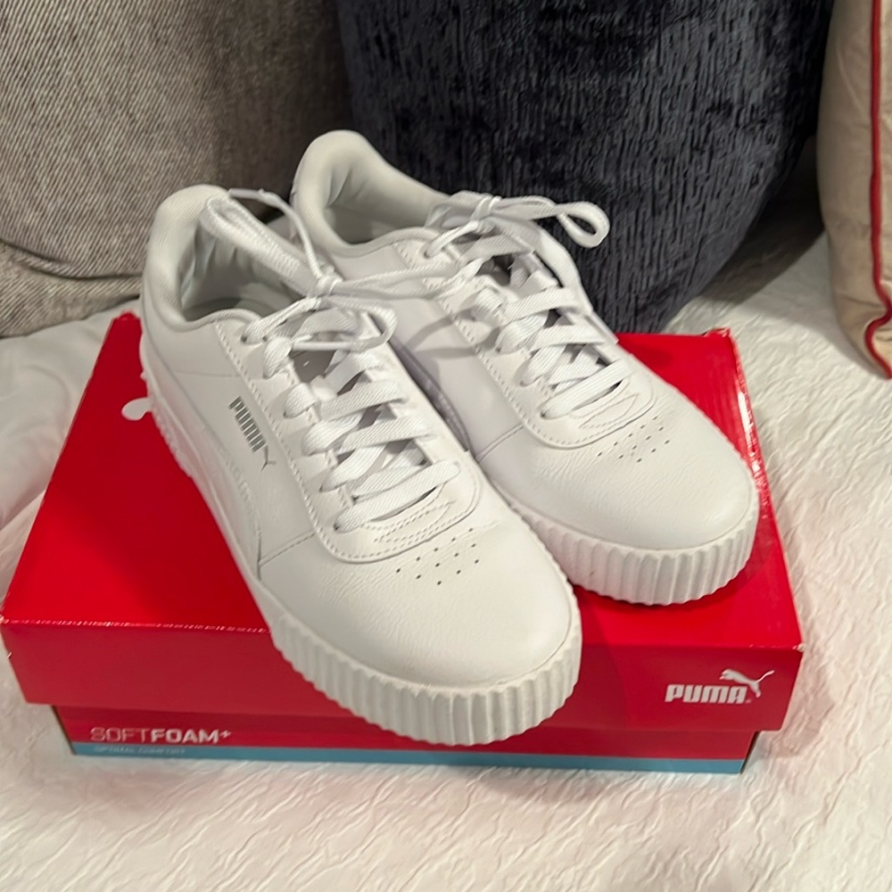 Puma Carina sneakers